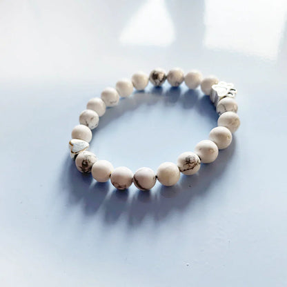 Davies  - Bracelet with paw & heart follower | Silver