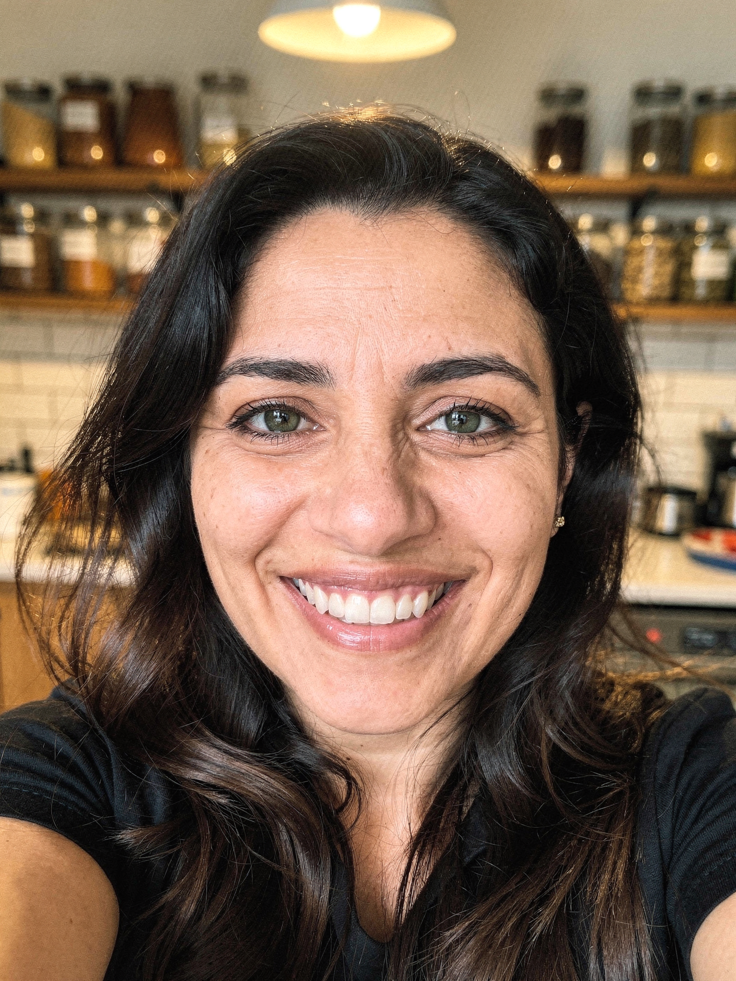 GenciVie selfie femme 44ans cuisine Montreal