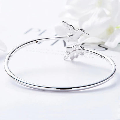 Gale - Adjustable Kolibri ring with a breed diamond | Silver
